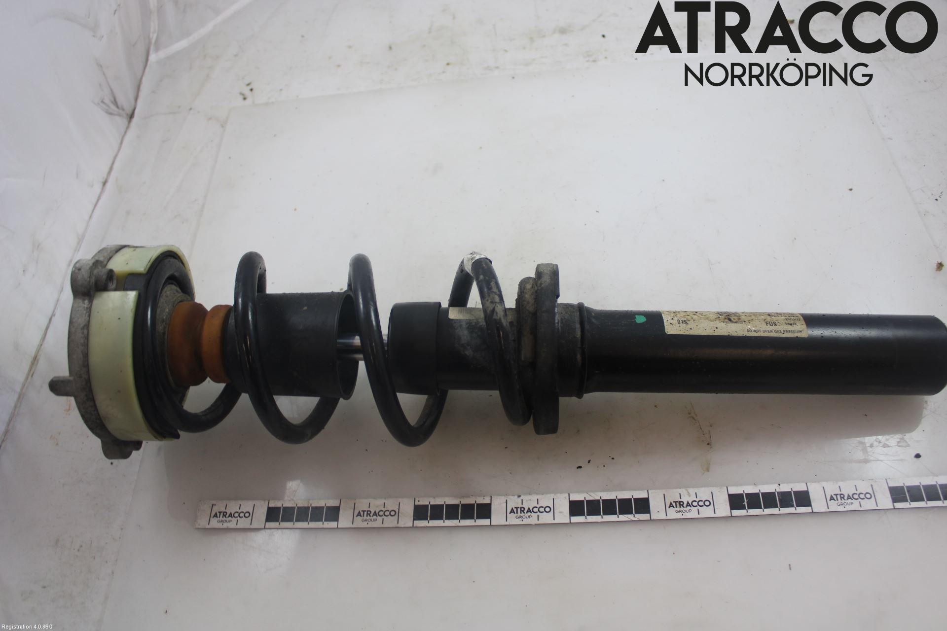 8W0-413-029-H : Front shock - Autoparts24