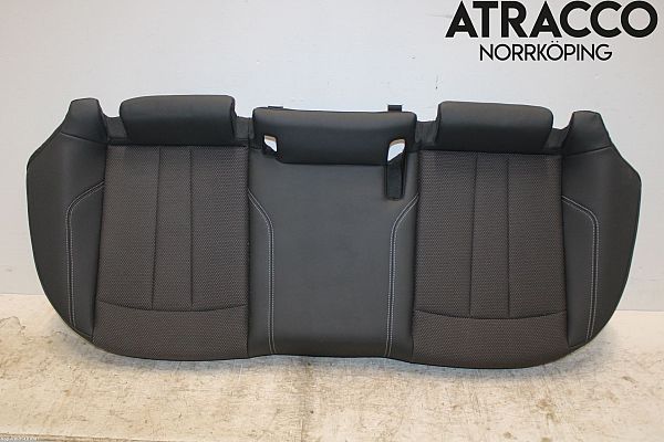 Fotel tylny AUDI A4 (8W2, 8WC, B9)