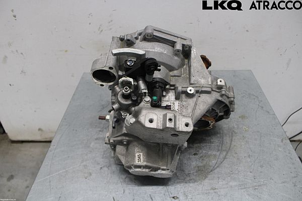 Schaltgetriebe SKODA SCALA