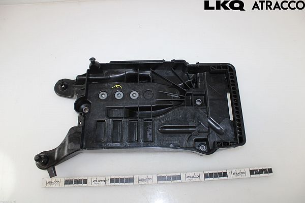 Accubak SKODA KAMIQ (NW4)