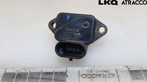 common rail (Injectie) / Verstuiver Brug SAAB 9-3 (YS3D)