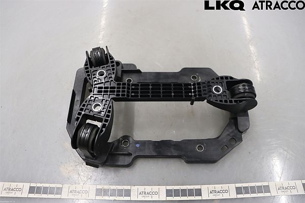 Fixation de Compresseur de Clime AUDI Q4 e-tron SUV (F4B)