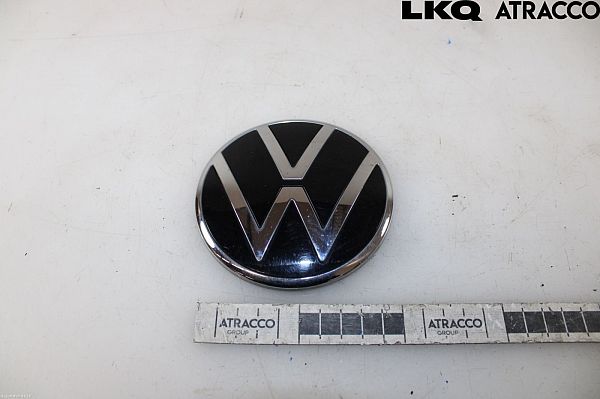 Fender model badge letters