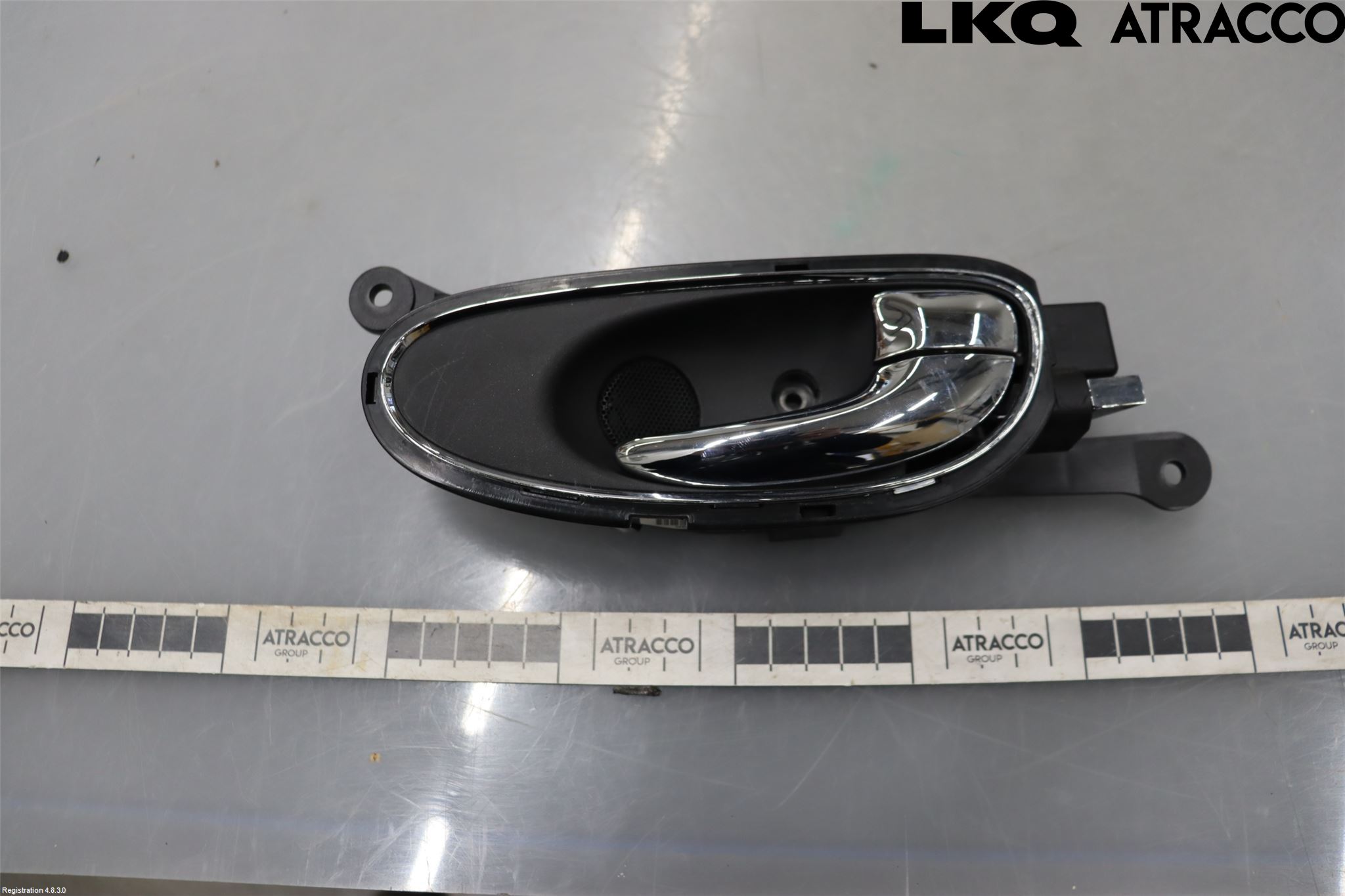 Jaguar XJ (X350, X358) Handle - interior C2C5119, 2W9321832AK