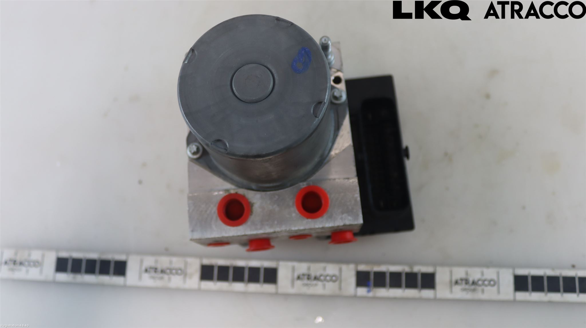 Jaguar XJ (X351) ABS - pump C2D8954, AW932C353AD - Autoparts24