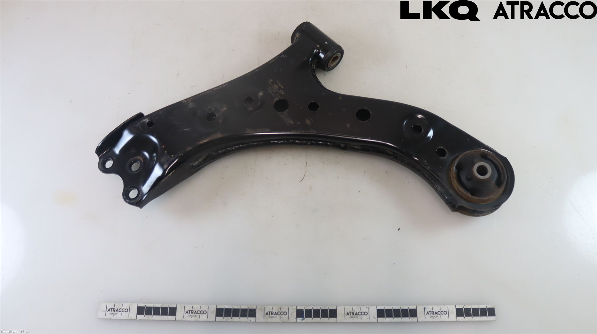 たろち Toyota bZ4X Wishbone - front lower 48068-42080