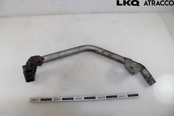 Udstødningsrør forrest / midt / bagerst