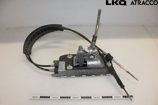 Gear shift VW TIGUAN (5N_)