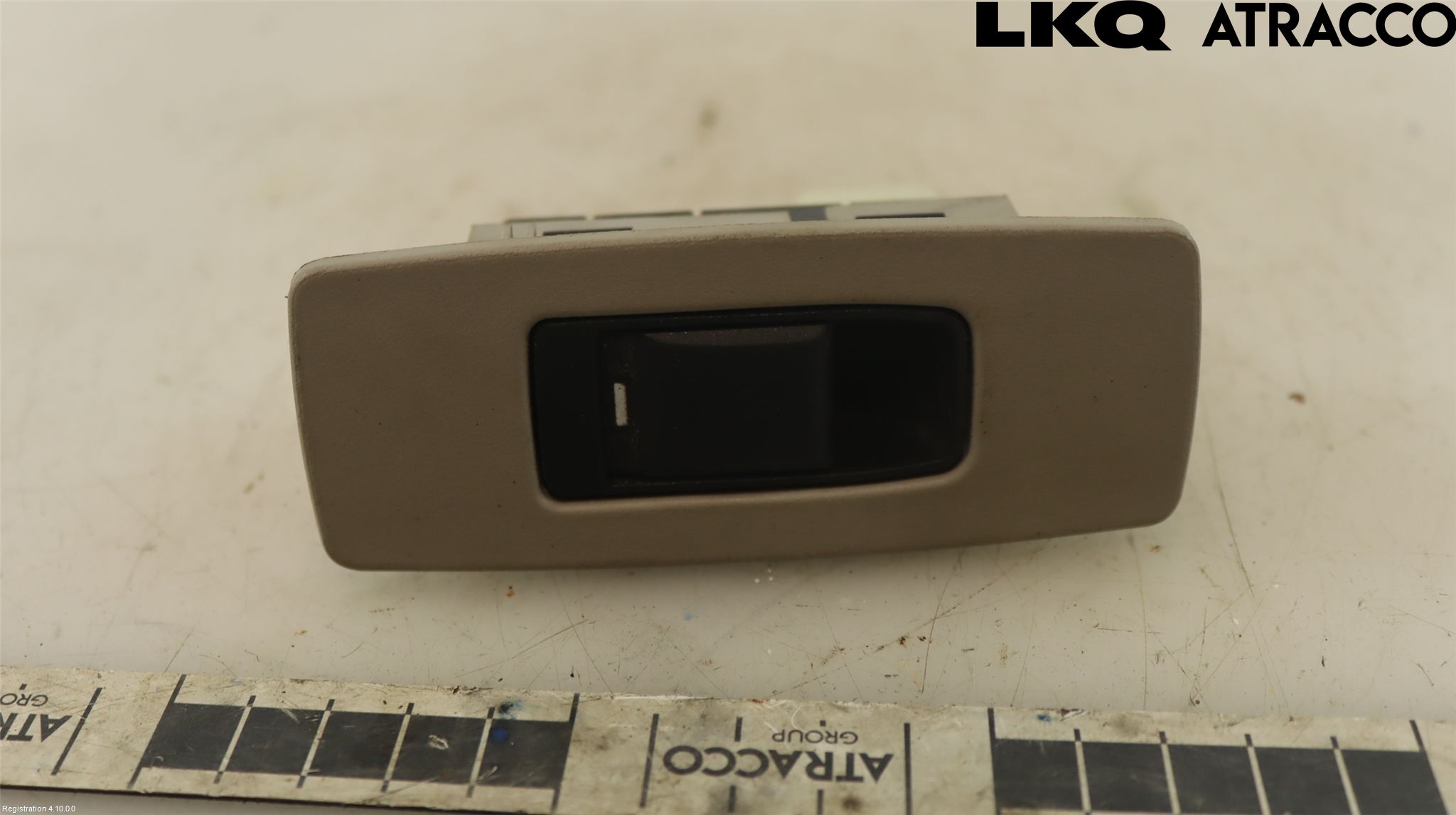 Przełącznik podnoszenia szyb JEEP COMMANDER (XK, XH)