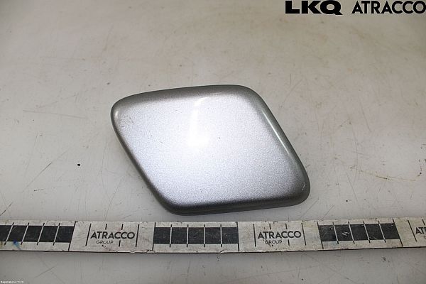 Headlight washer spray nozzle cover