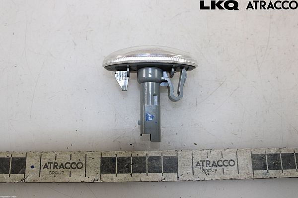 Indicator - wing TOYOTA PROACE CITY Box Body/MPV (BPZ_)