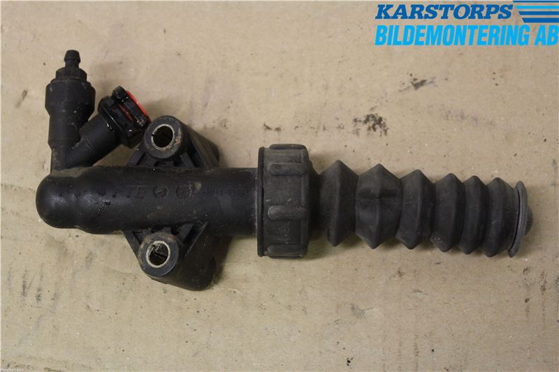 Kobling - slavecylinder PEUGEOT 307 (3A/C)