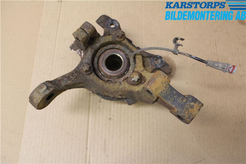Spindle - front OPEL ASTRA H (A04)