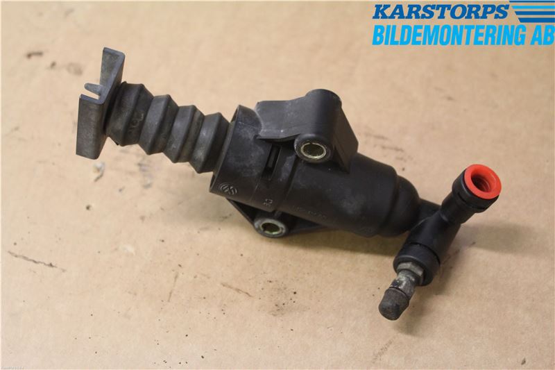 Kobling - slavecylinder VW GOLF Mk IV (1J1)