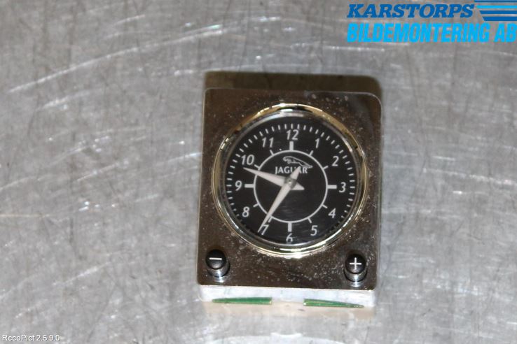 Horloge JAGUAR XJ (X350, X358)