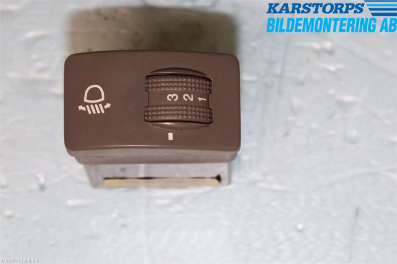 Switch - light adjuster KIA SEDONA Mk II (VQ)