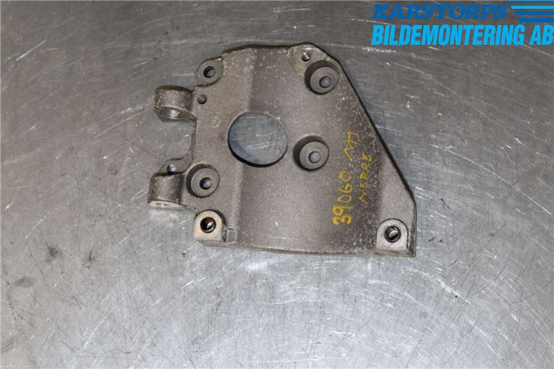 Dynamo ophanging VOLVO V40 Hatchback (525, 526)