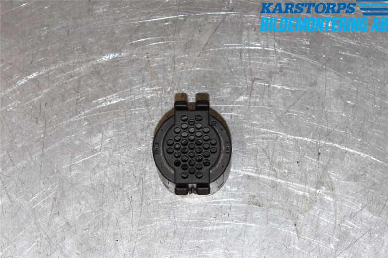 Horn signal holder