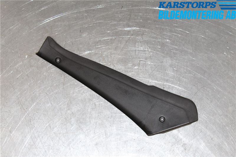 Tail light part