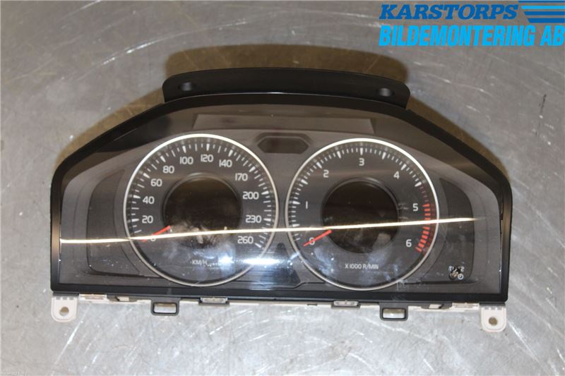 Instrument cluster VOLVO V60 I (155)