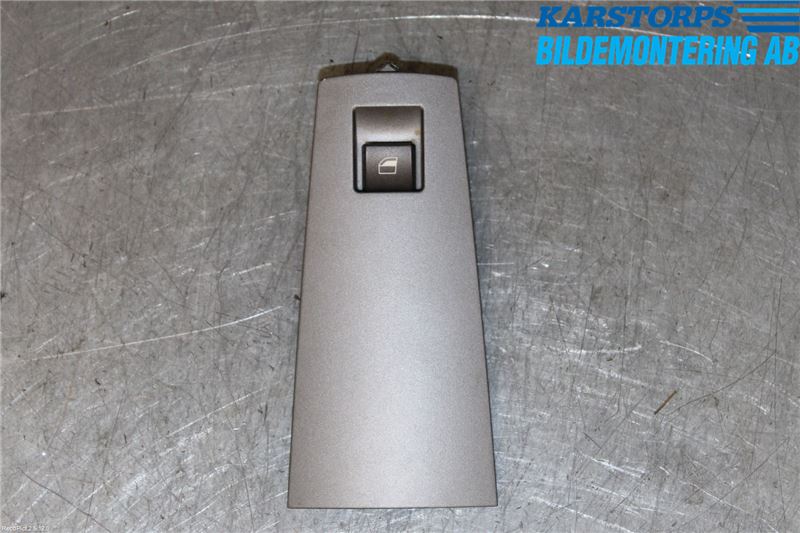 Switch - electrical screen heater BMW 7 (E65, E66, E67)