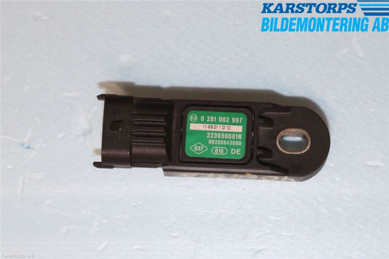 common rail (Injectie) / Verstuiver Brug RENAULT MEGANE III Hatchback (BZ0/1_, B3_)