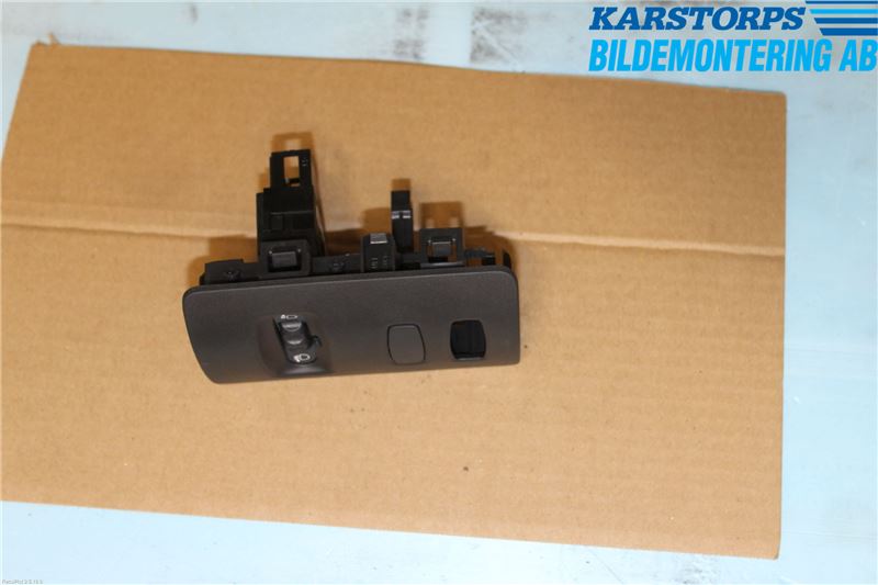 Niveauregulierungsschalter RENAULT CLIO III (BR0/1, CR0/1)