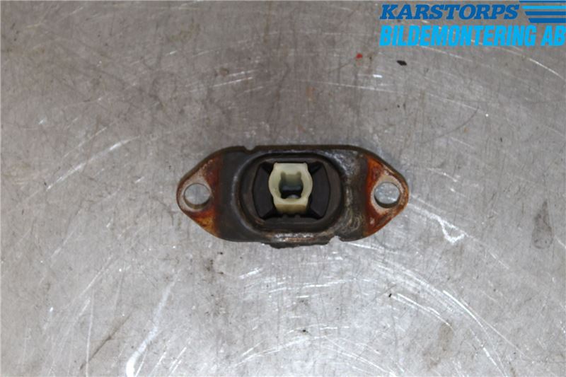 motorophæng / motorfæste