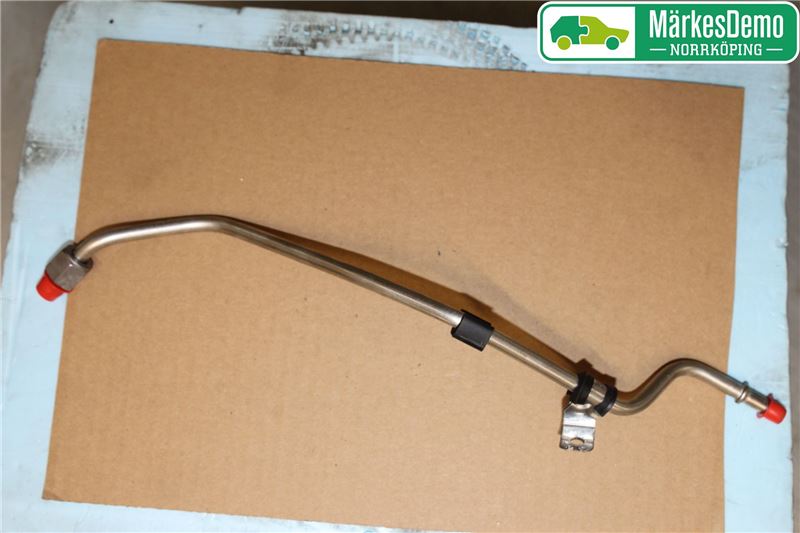 Fuel pipe