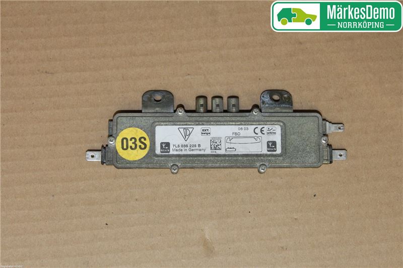 Wzmacniacz antenowy PORSCHE CAYENNE (9PA)