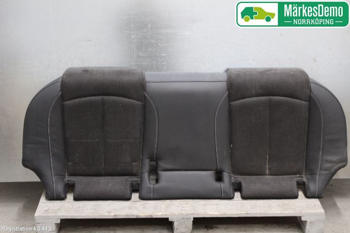 Rear seat
