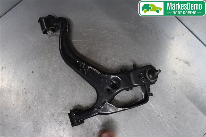Wishbone - front lower LAND ROVER DISCOVERY IV (L319)