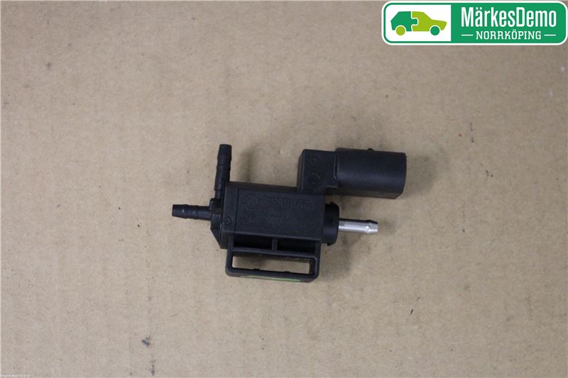 Vakuum ventil AUDI A8 (4H2, 4H8, 4HC, 4HL)