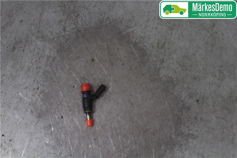 Nozzle MERCEDES-BENZ B-CLASS (W245)