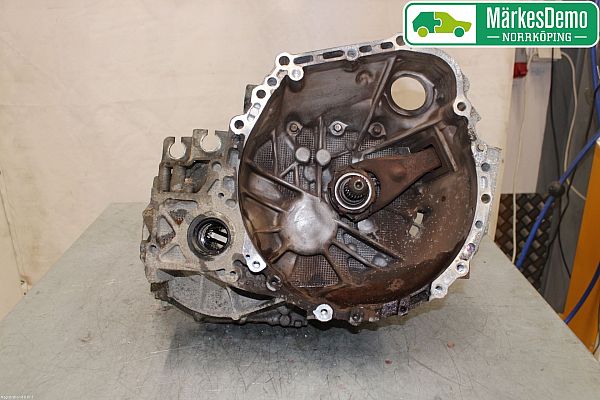 Gearkasse manuel TOYOTA AVENSIS Estate (_T25_)