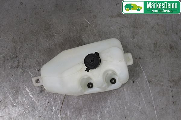 Wischwaschbehälter RENAULT CLIO   (B/C57_, 5/357_)