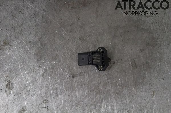 common rail (Injectie) / Verstuiver Brug SKODA RAPID Spaceback (NH1)