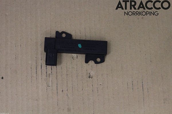 Antenne VOLVO V40 Hatchback (525, 526)