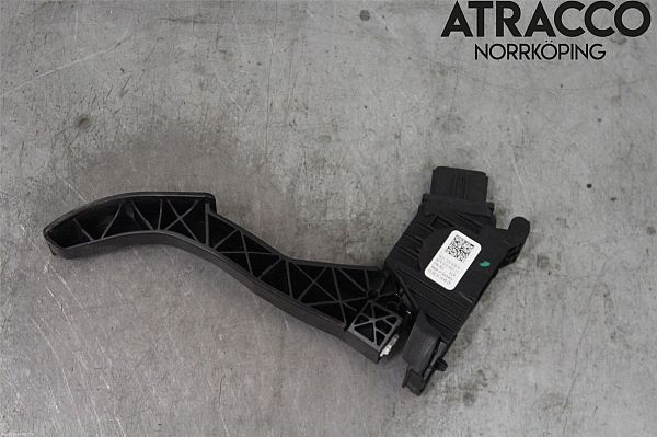 Accelerator pedal AUDI A3 Sportback (8VA, 8VF)
