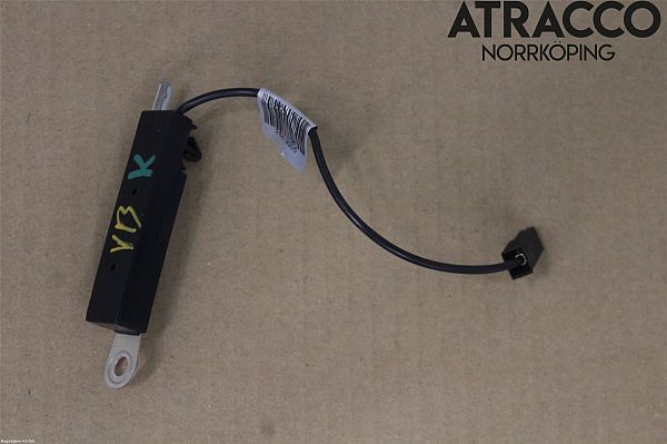 Wzmacniacz antenowy JAGUAR E-PACE (X540)