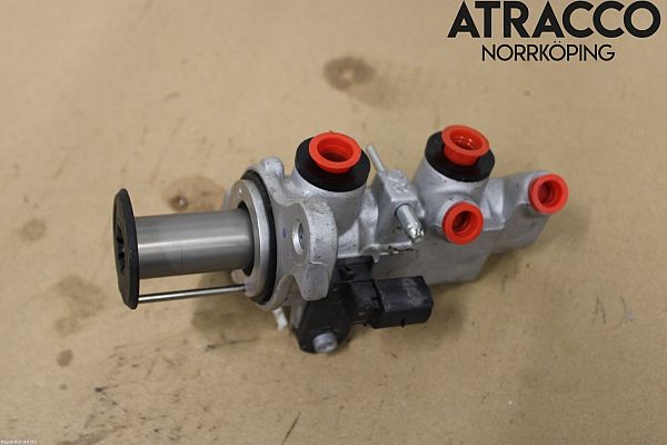 5Q1-614-019-R-REP : Bremse hovedcylinder - Autoparts24