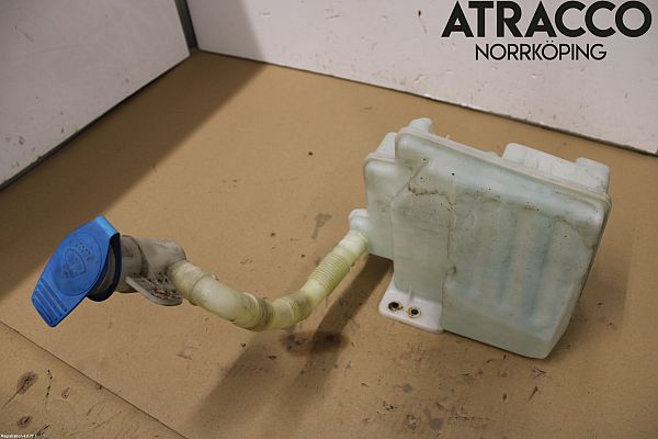 réservoir d'eau pour essuie glace AUDI A3 Sportback (8PA)