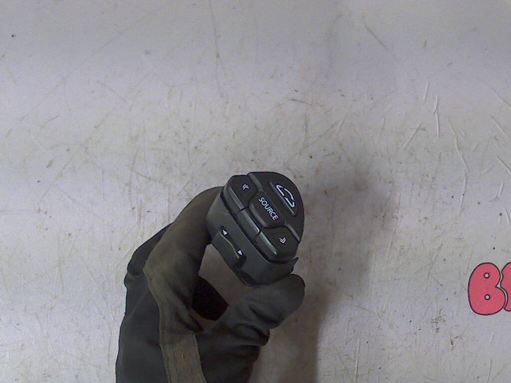 Bouton contact divers NISSAN X-TRAIL (T30)