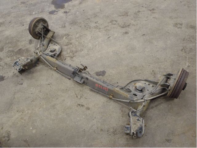 Rear axle assembly - complete NISSAN MICRA III (K12)