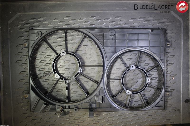 Radiator bovenkant VW PASSAT Estate (3C5)