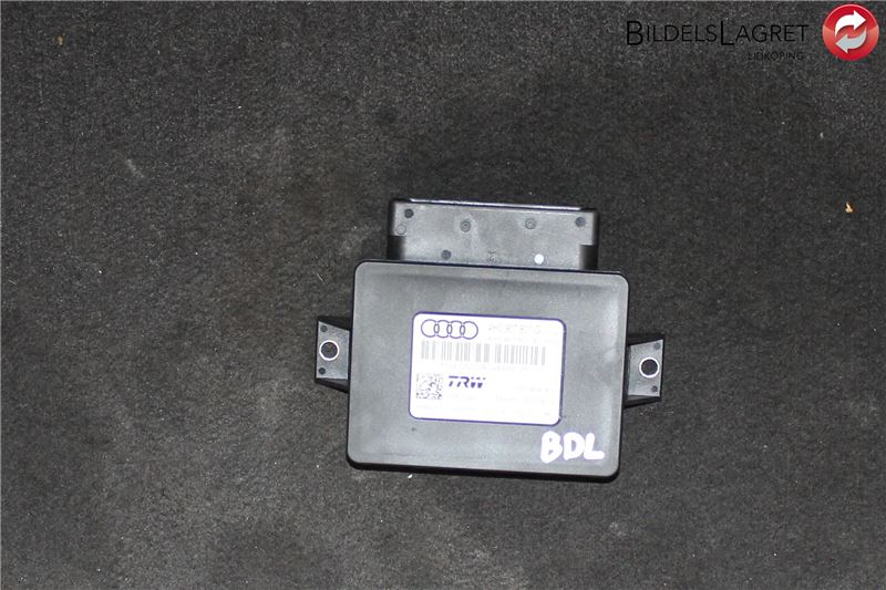 Parkeringsbremsemodul / styrboks (EPB) AUDI A6 Avant (4G5, 4GD, C7)