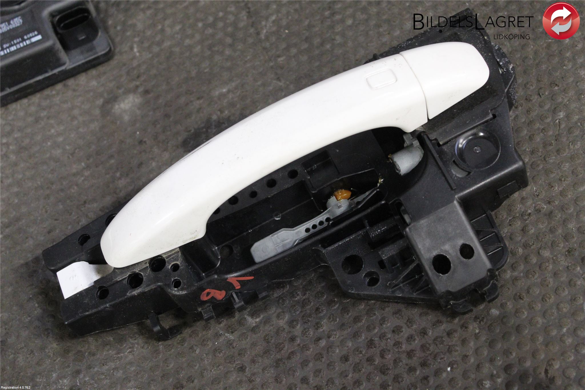 Handgriff aussen AUDI Q3 (8UB, 8UG)