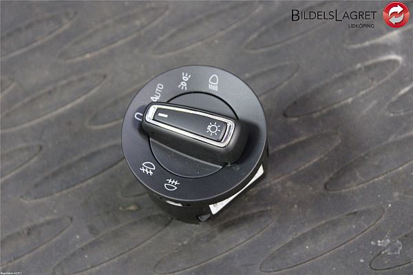 Lyskontakt SKODA KAROQ (NU7)