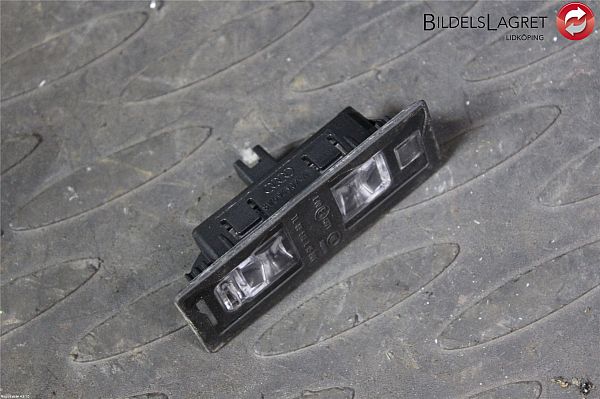 Feux plaque immatriculation AUDI A5 Sportback (F5A, F5F)