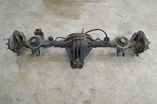 Rear axle assembly - complete DODGE NITRO